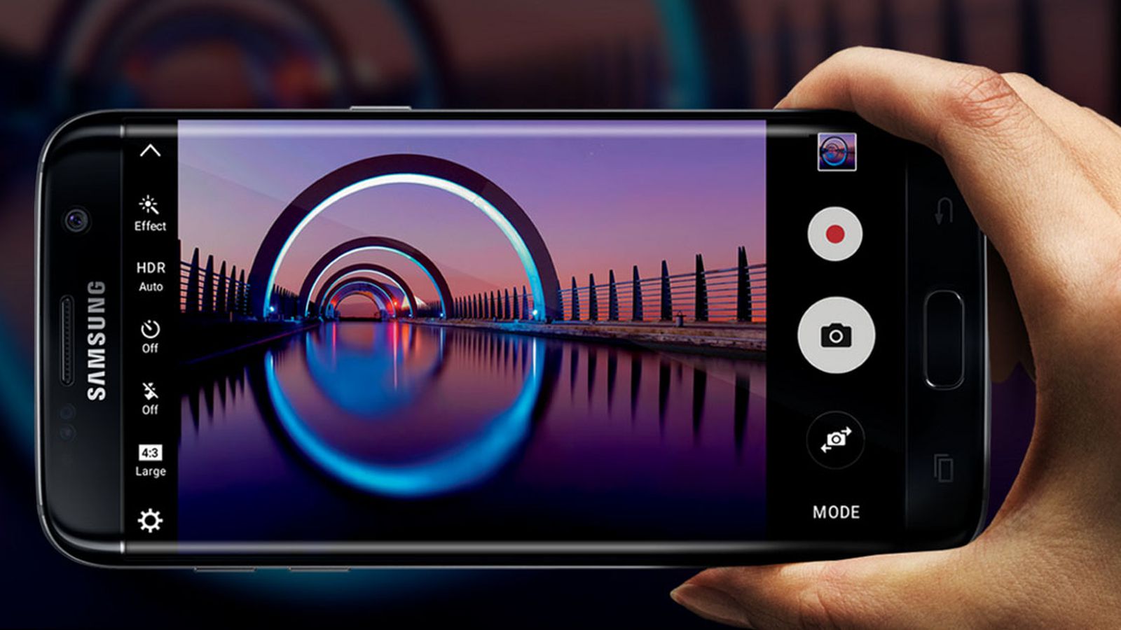 Samsung патентує смартфон з подвійною камерою та системою розфокусування фону