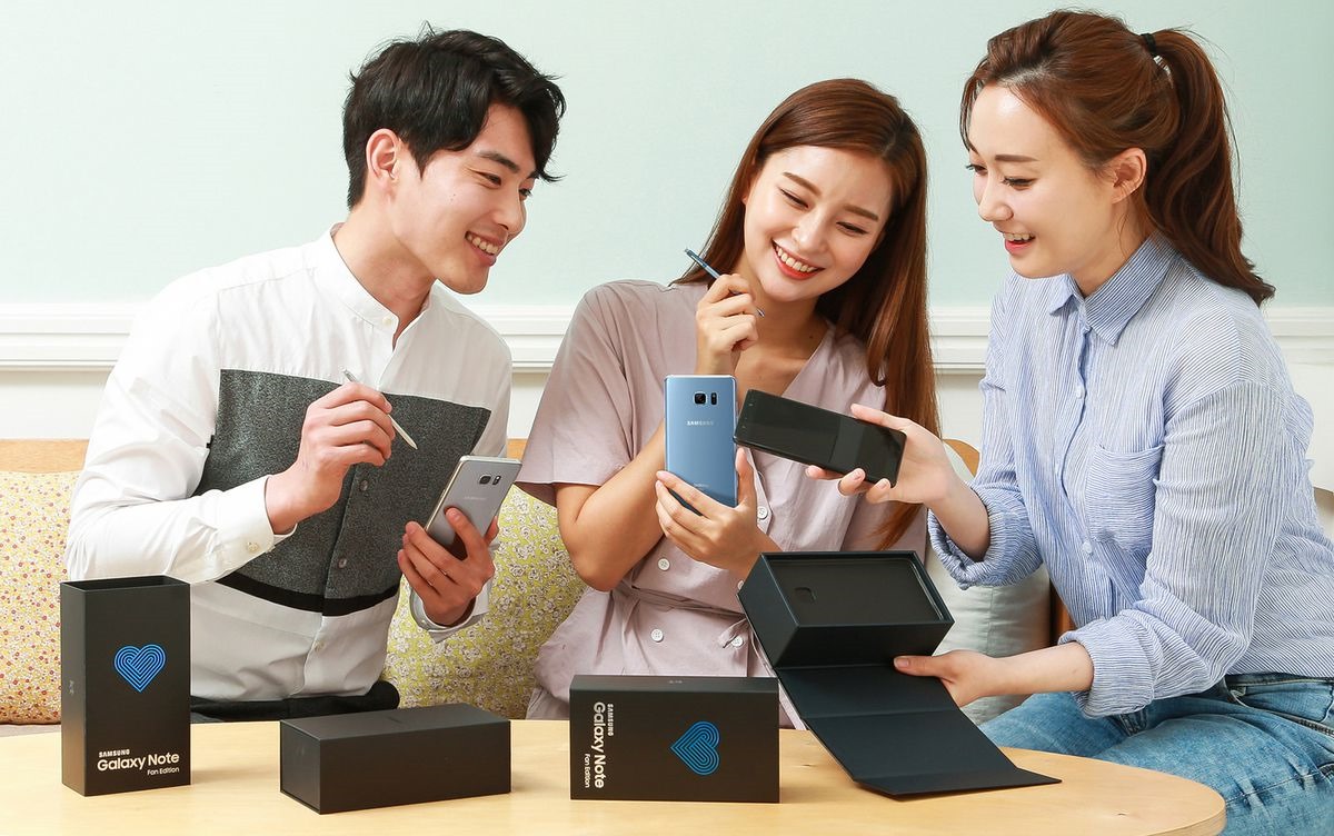 Samsung офіційно представила Galaxy Note Fan Edition